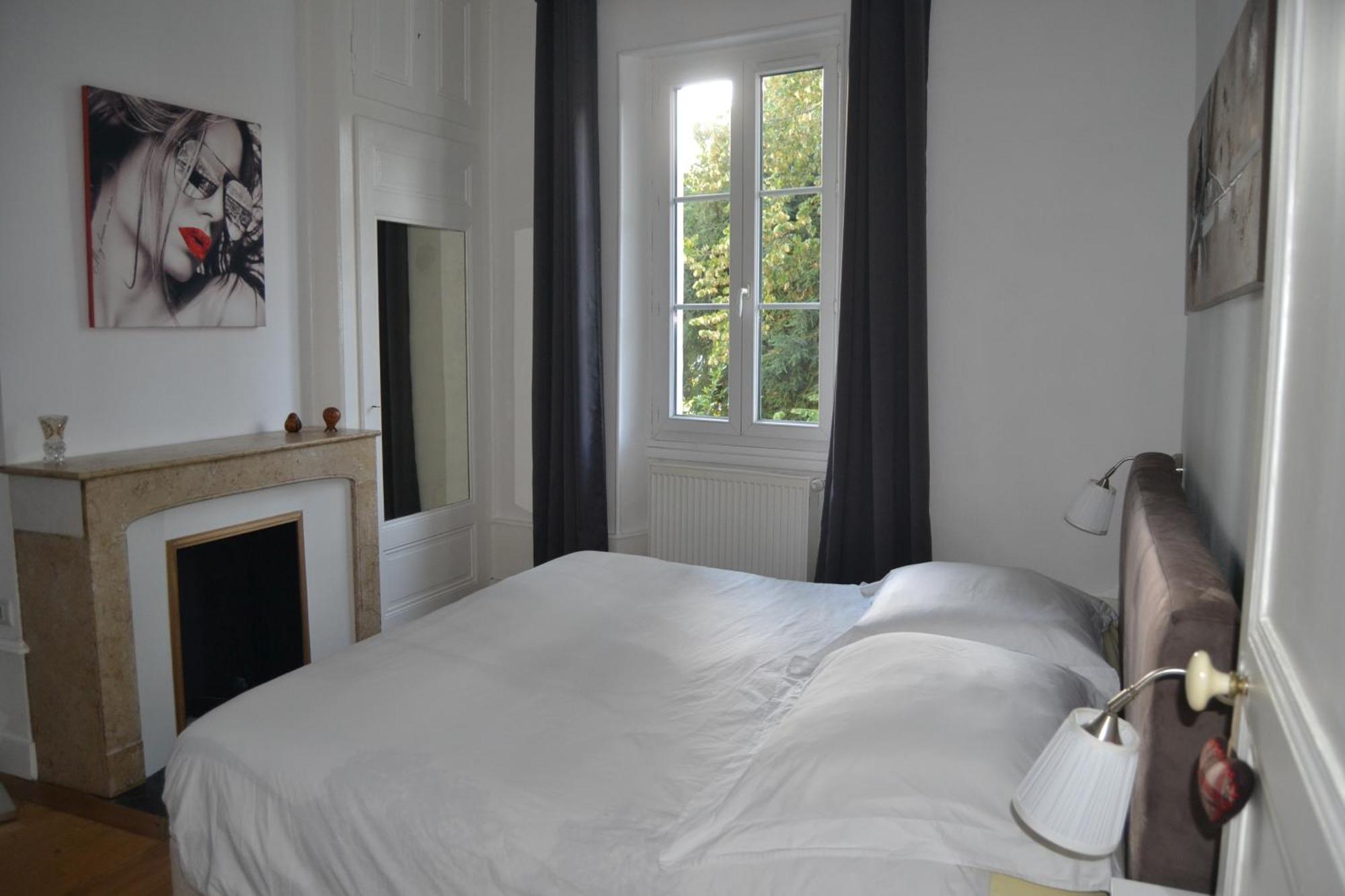 "Chalet Marie Louise" Logement 3 Etoiles Dans Une Maison De Ville A 400M Du Centre Ville Εξ Λε Μπαν Εξωτερικό φωτογραφία